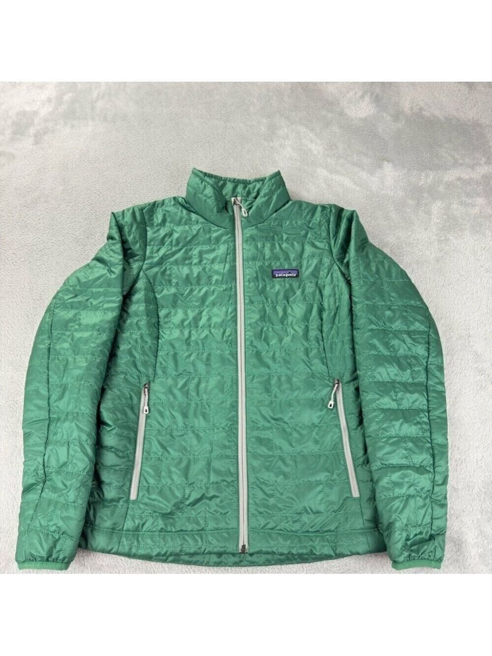Patagonia NWT Women's Size Small Nano Puff Insulated Jacket 84217 Style Number